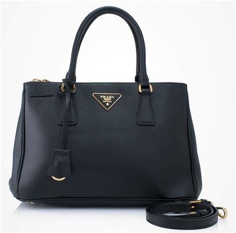 harga tas wanita prada 